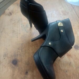 Unlisted Black Heels with Gold Details